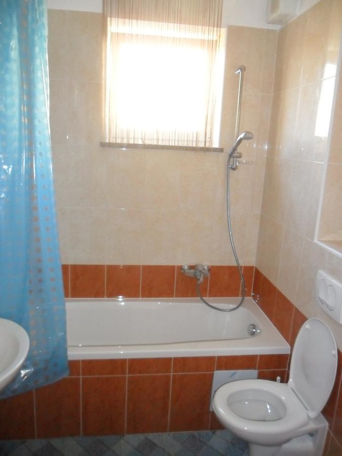 Vile Park Apartment Пула Экстерьер фото